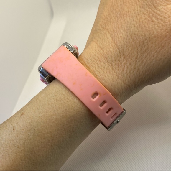 Pink digital fashion watch with day and alarm - Picture 7 of 12